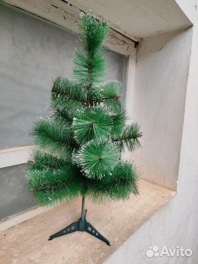 Настольная новогодняя ёлочка. Полимерная