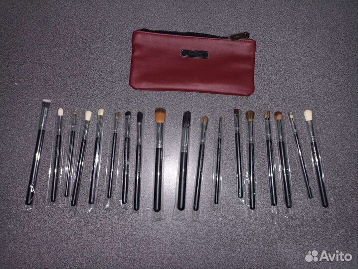 Набор кистей для макияжа, 18 шт, новые
