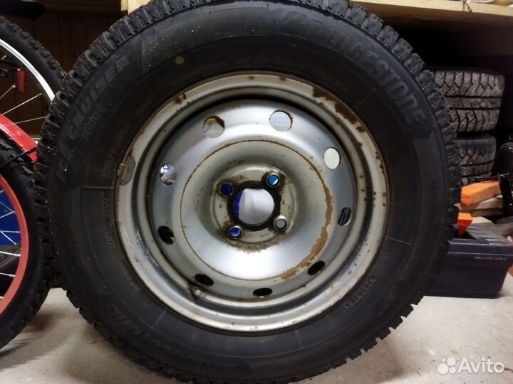 Bridgestone Ice Cruiser 7000S 185/70 R14