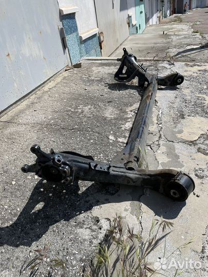 Задняя балка на hyundai solaris 1