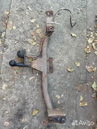 Фаркоп на priora седан