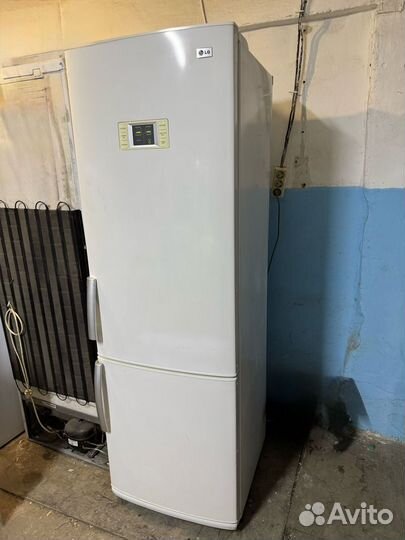 Холодильник 