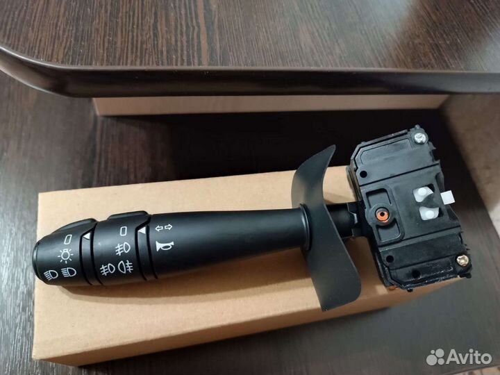 Подрулевой переключатель Рено Логан, Лада Ларгус