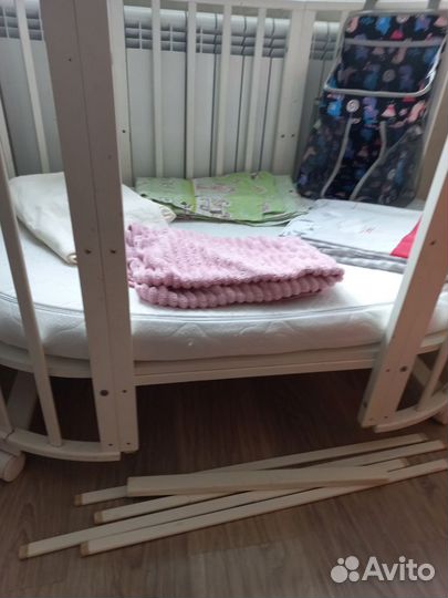 Детская кроватка круглая овальная