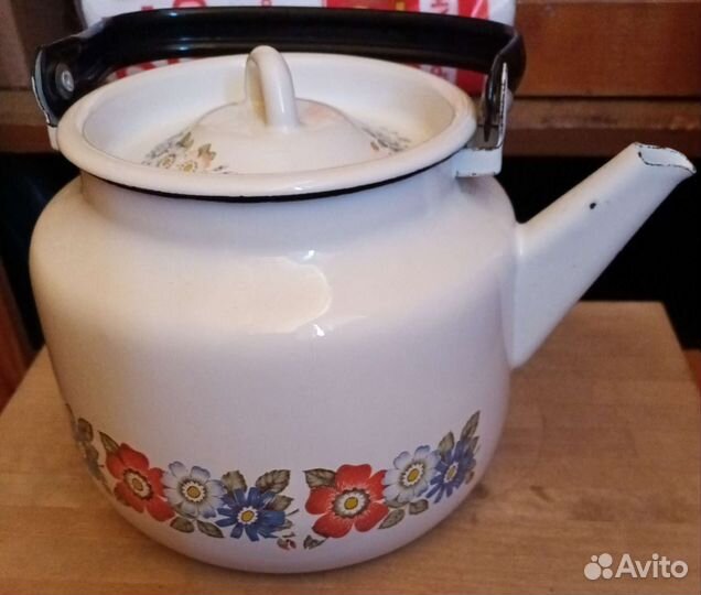 Чайники эмалированые