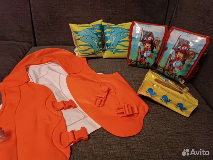 Нарукавники для плавания