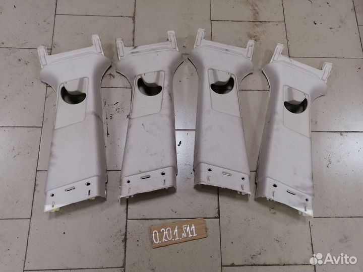 Обшивка стойки центральная Range Rover Sport 2