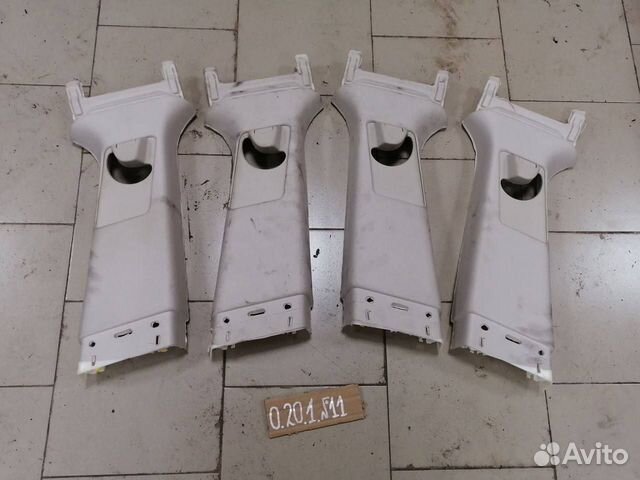 Обшивка стойки центральная Range Rover Sport 2