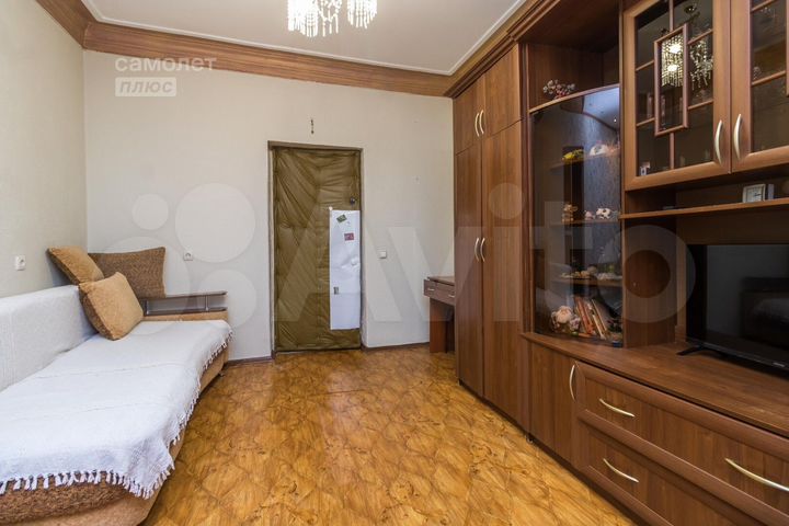 Комната 29,9 м² в 1-к., 1/2 эт.