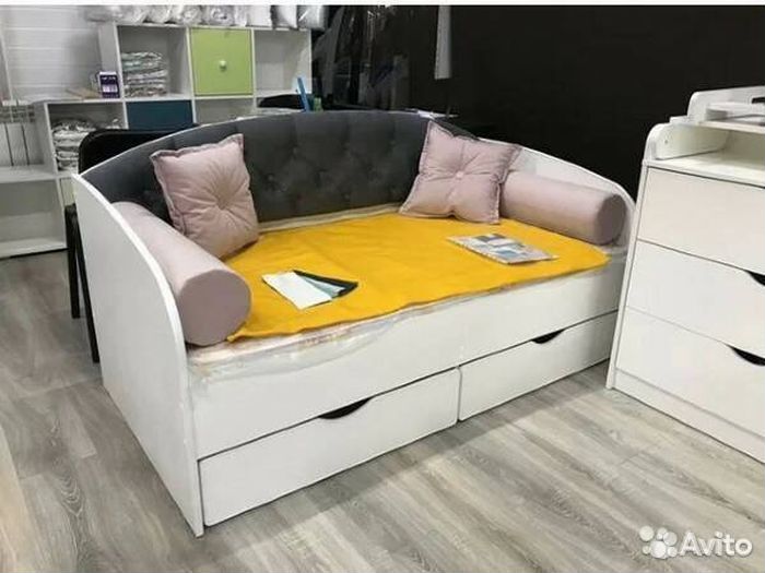 Кровать лдсп диван разные цвета от 2х лет