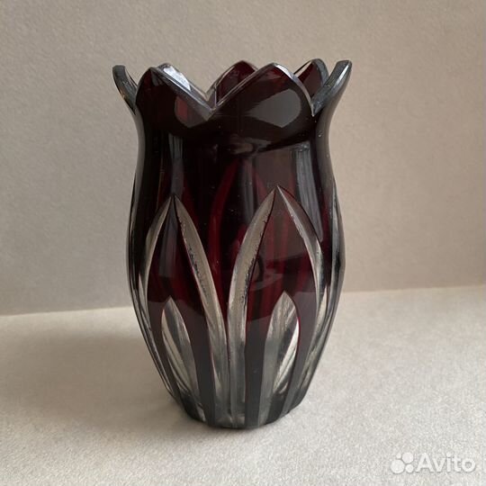 Вазочка тюльпан марганцевое стекло