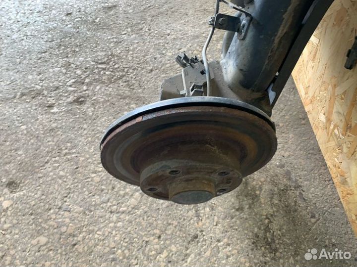 Балка подвески задняя Renault Megane 4 унивepсaл