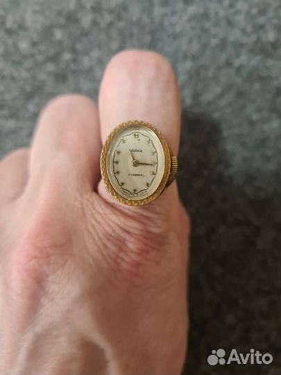 Часы женские 