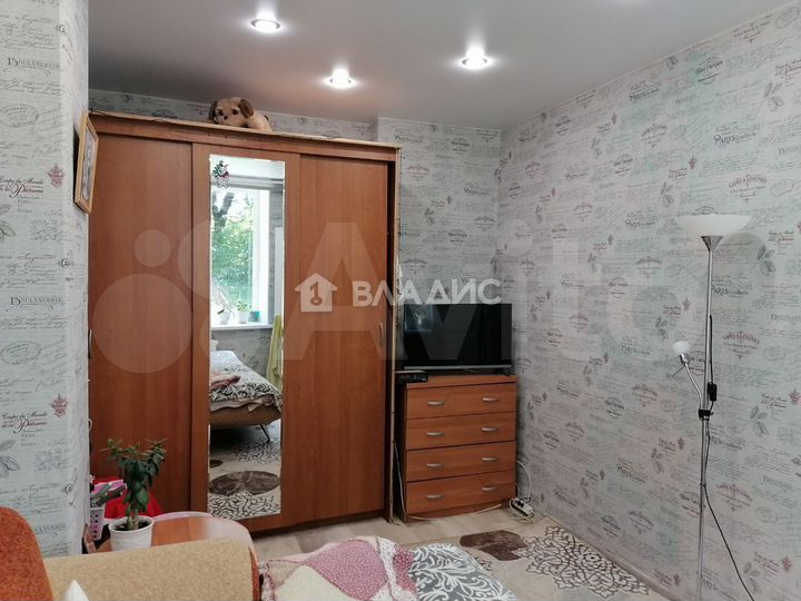 Комната 26,8 м² в 5-к., 1/3 эт.