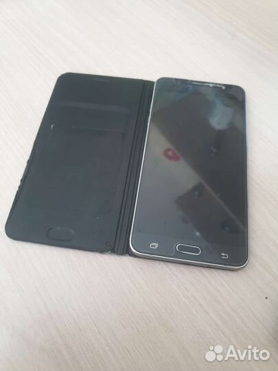 Смартфон samsung galaxy j7 (2016)