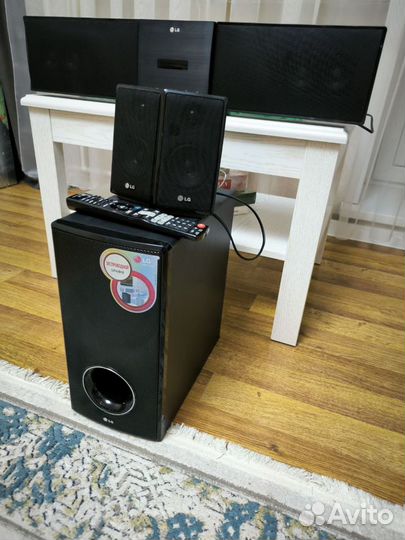 Саундбар lg hlt55w