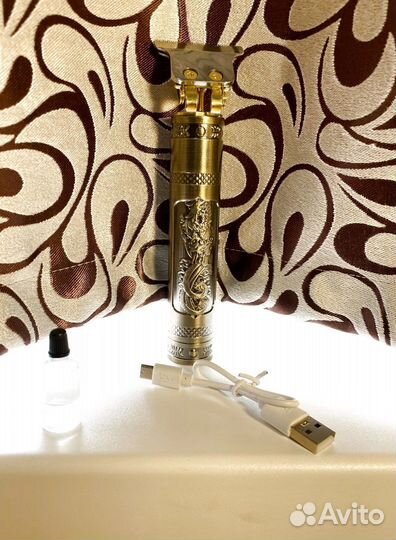 Триммер для усов и бороды