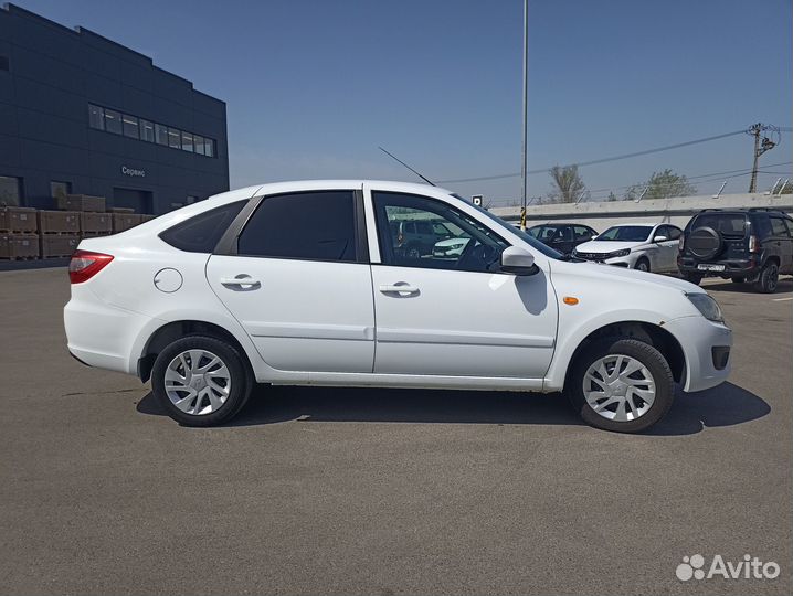 LADA Granta 1.6 МТ, 2014, 180 600 км
