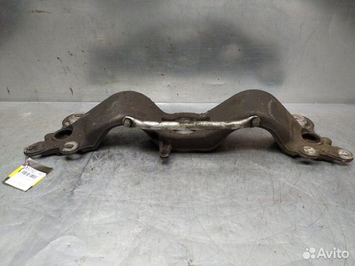 Кронштейн кпп audi A4 B6 2000-2004
