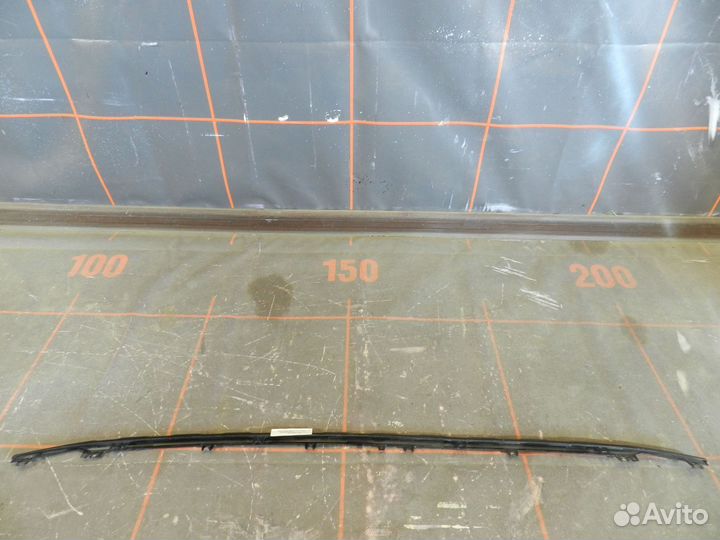 Накладка решетки радиатора - Audi Q7 M4 (2015-20)