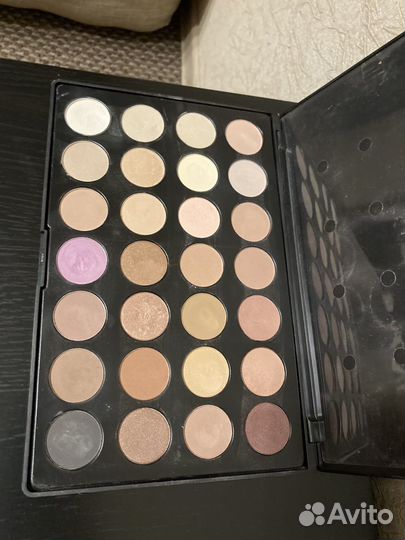 Палетка теней MAC p28 (плюс еще одна палетка)