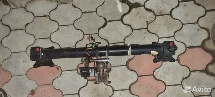 Фаркоп mercedes GL 164