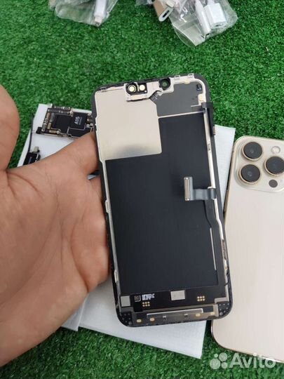 iPhone 13 Pro разбор по запчастям