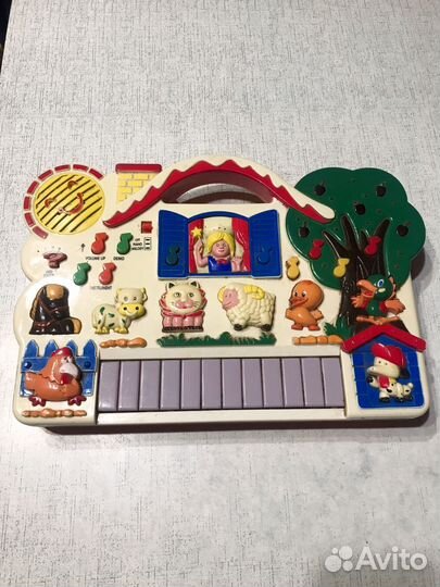 Музыкальная игрушка пианино