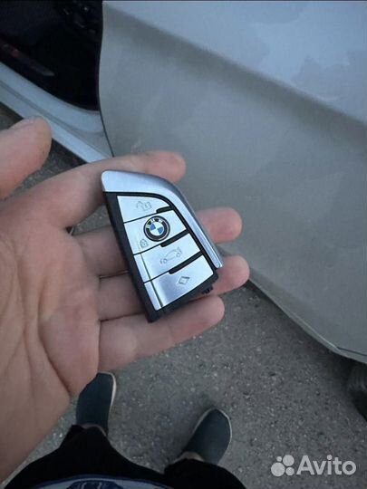 Двигадель N63B44C