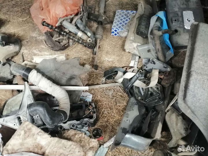 Запчасти на volkswagen transporter t4