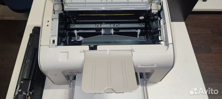 Принтер HP LJ P1005 (лазерный, ч/б, USB)