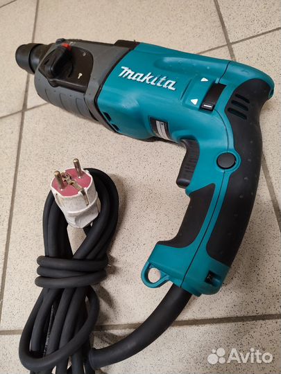 Перфоратор makita HR 2470 Original