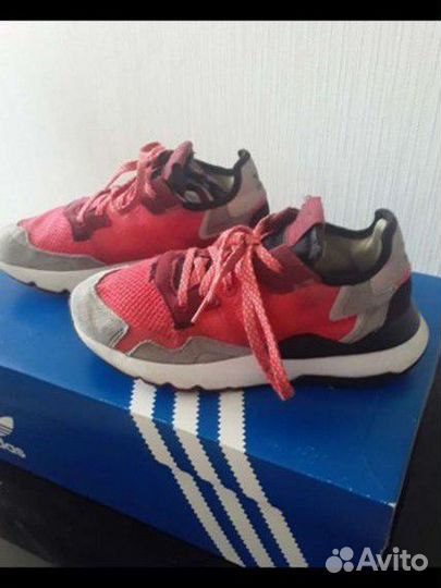 Кроссовки adidas