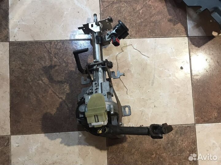 Рулевая колонка Renault Fluence 1