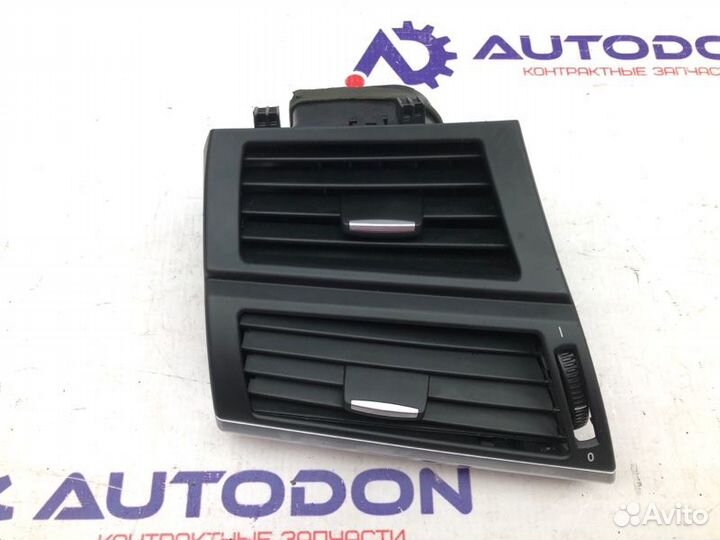 Дефлектор обдува левый Bmw X5 Е70 N52B30/3.0 2009
