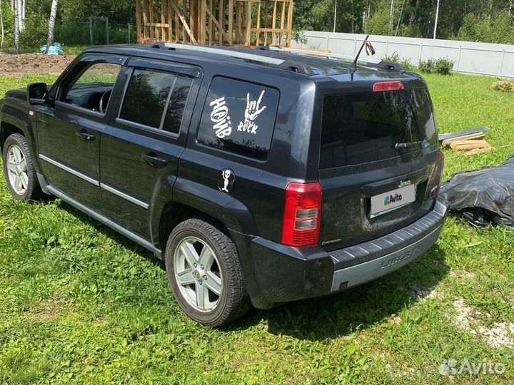 Jeep Liberty 2.4 CVT, 2010, 215 500 км