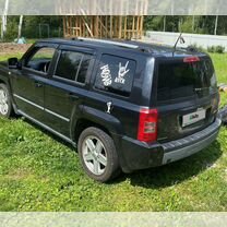 Jeep Liberty 2.4 CVT, 2010, 223 000 км, с пробегом, цена 1 300 000 руб.