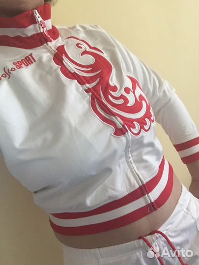Продам олимпийский костюм