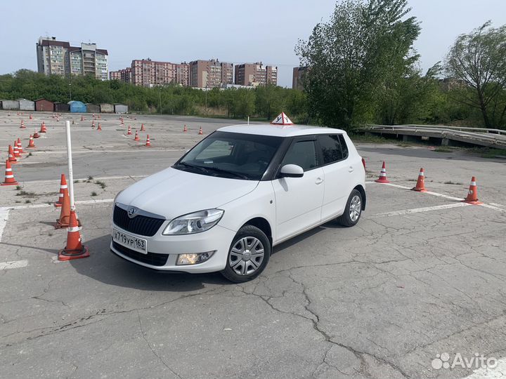 Инструктор по Вождению