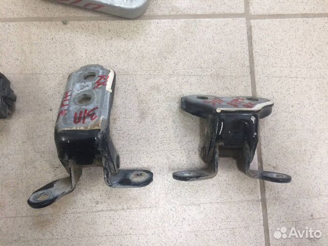 Петля двери задняя правая lexus RX II