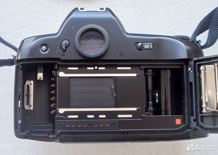 Nikon F90 c MF-26