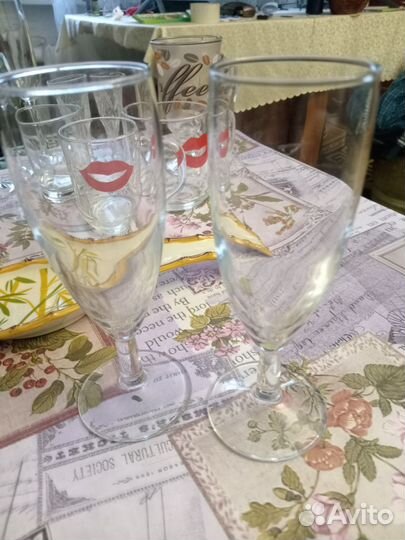 Фужеры, рюмки, чашки