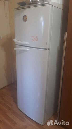 Холодильник атлант бу