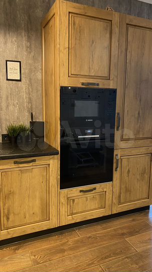 2-к. квартира, 101,2 м², 9/18 эт.