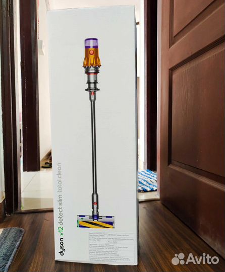 Пылесос Dyson V12 Detect Slim Absolute