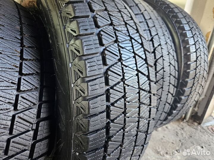 Bridgestone Blizzak DM-V3 225/65 R17 106S