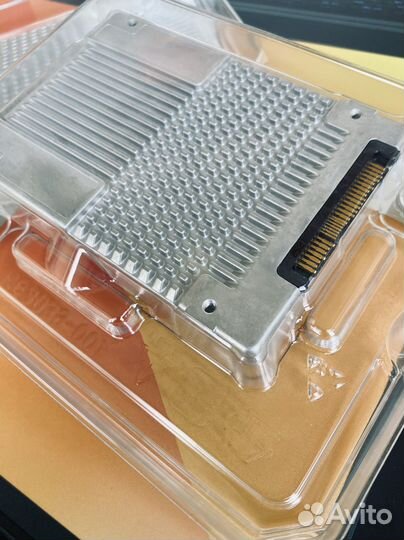 Новые SSD Intel 4.0 tb p4510 U.2 ssdpe2KX040T8