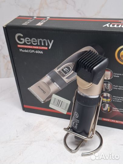 Машинка для стрижки Geemy GM-6066