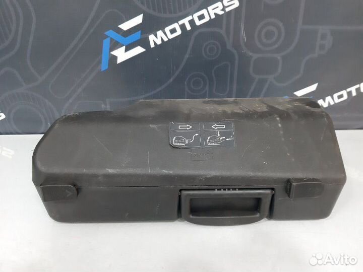 Отсек под инструмент Audi Allroad C5 BES 2005