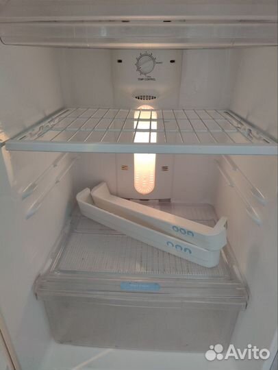 Холодильник LG NO-frost, хорошее состояние